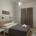 Oscar 4* Kamári