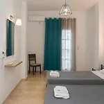 Oscar 4* Kamári