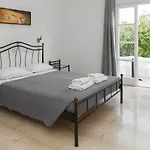 Oscar Aparthotel 4*