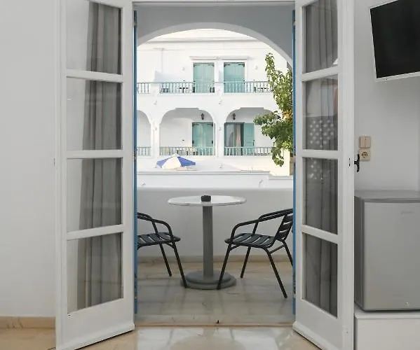 Oscar Appart hôtel Kamári