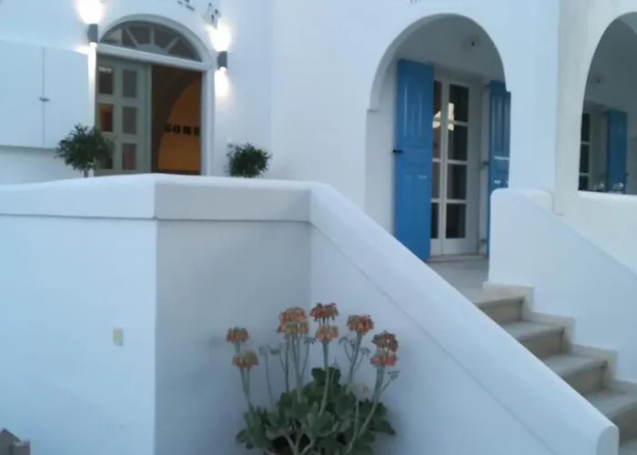 Oscar Appart hôtel Kamári